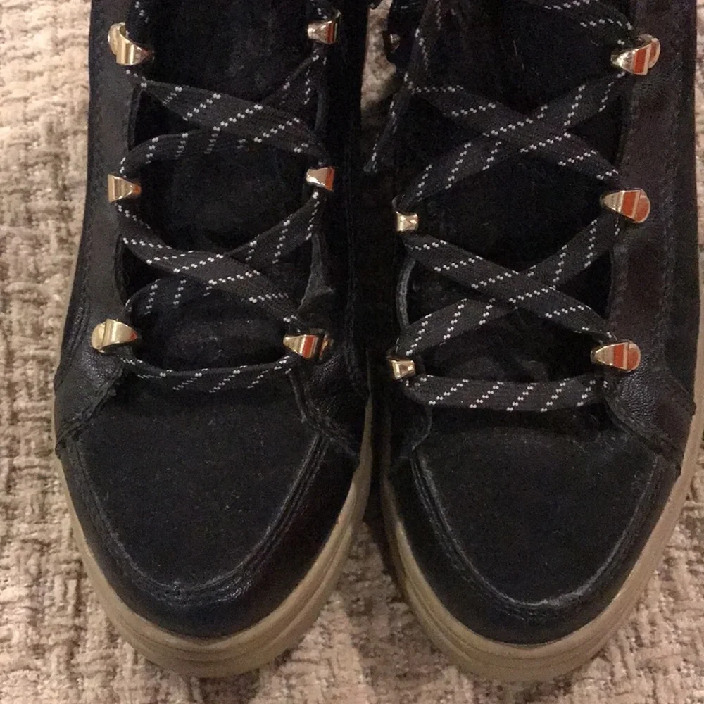 Booties - Picture 4 of 5